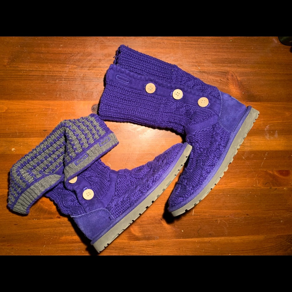 Brand NEW LELAND KNIT UGGS SIZE 6